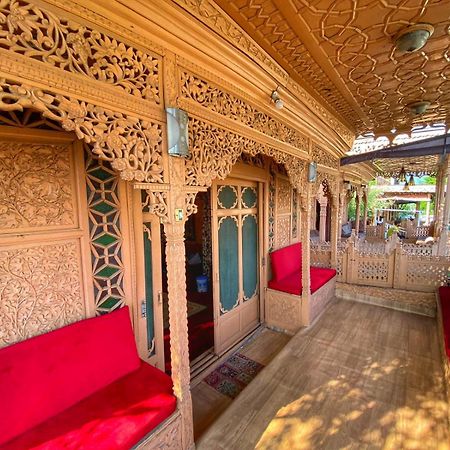 Nazneen Group Of Houseboats Srīnagar Exterior foto